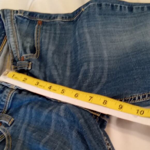 Levi Juniors 11/30 Demi Curve Low Rise Bootcut Skinny Classic Blue Jeans. Casual - Picture 8 of 9